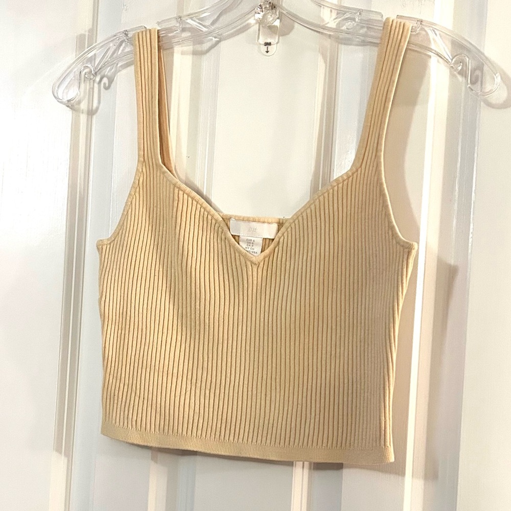 H&M Tank Top - Picture 2 of 7